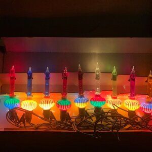Vintage NOMA Biscuit Base Lights Set Of 9 In Original Box!